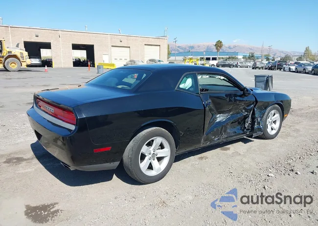 2C3CDYAG0DH718858: 43098608