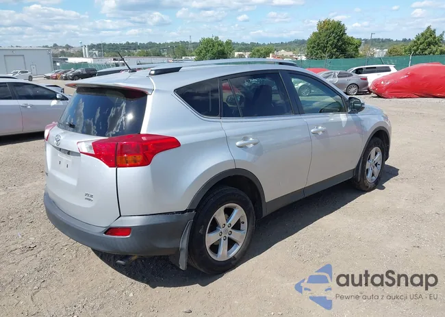 JTMRFREV9DD042695: 43098689