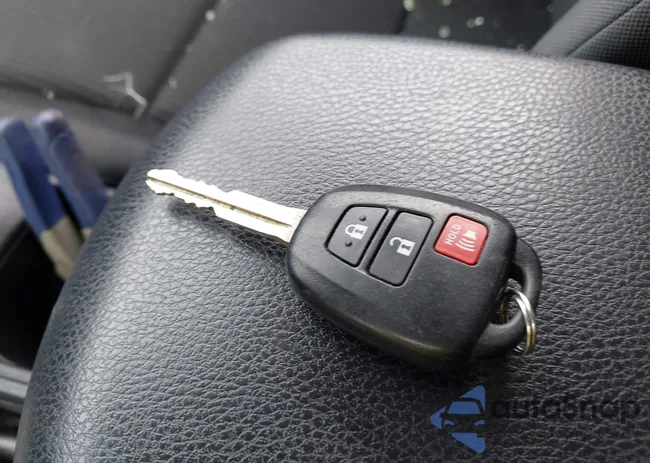 JTMZFREV6GJ091679: 43098702