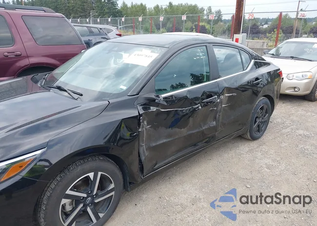 3N1AB8CV9RY218111: 43097845