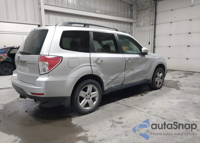 JF2SH64639H744727: 43097895