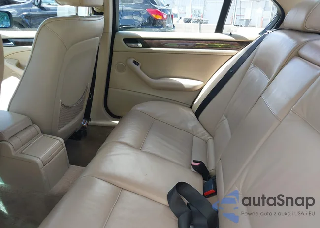 WBAAM3339YKC67122: 43097953