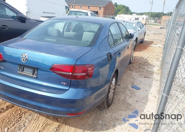 3VW2B7AJ1JM242553: 43098029