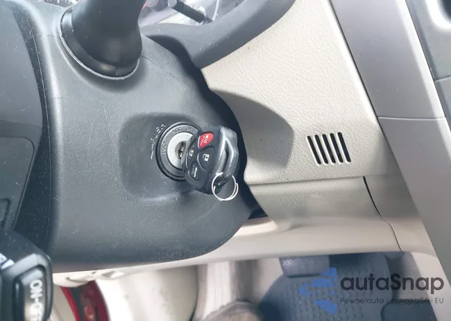 2T1BU4EE9CC877606: 43098067