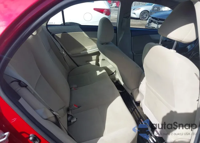 2T1BU4EE9CC877606: 43098067