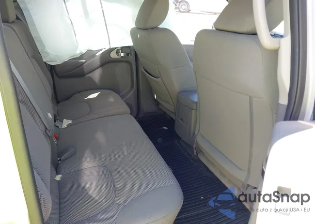 1N6AD0ER5KN760704: 43099192