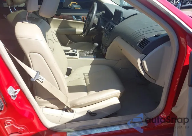 WDDGF8BB3AF443984: 43099452