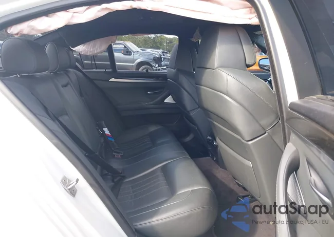 WBSFV9C52DC773928: 43099493