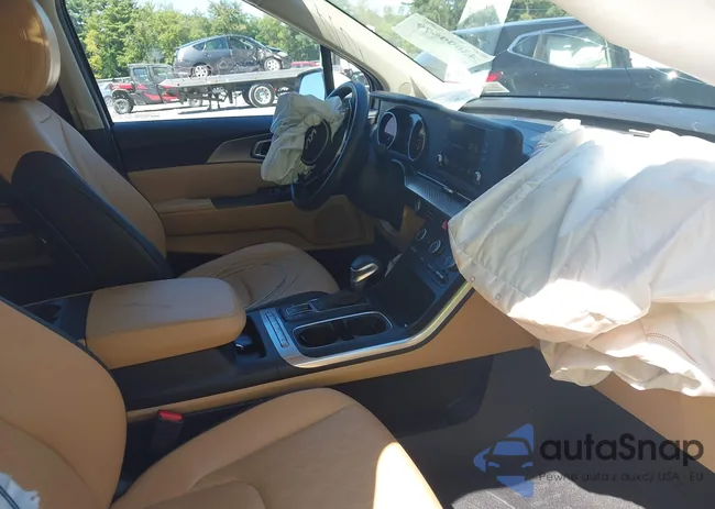 KNDNB4H32P6290657: 43099579