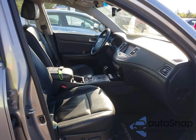 KMHGC4DH5CU167010: 43099629