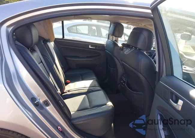 KMHGC4DH5CU167010: 43099629