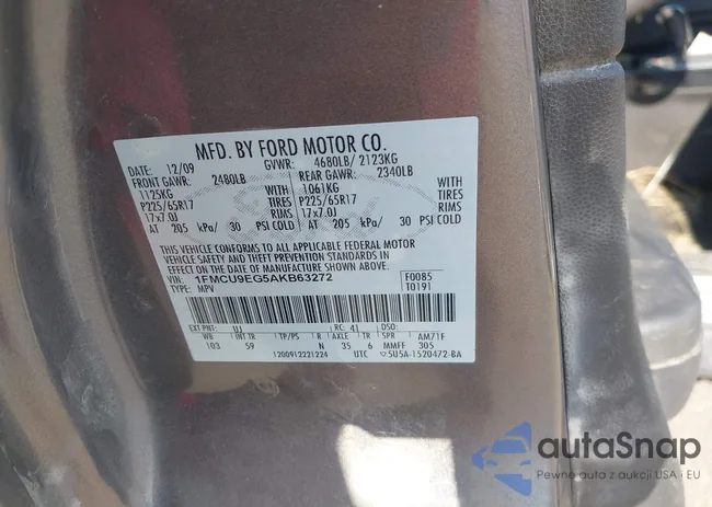 1FMCU9EG5AKB63272: 43099641