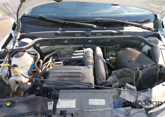 3VW167AJ0HM338068: 43098758