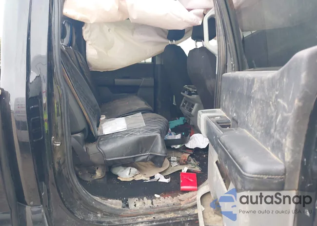 1FT7W2BT8PEC49286: 43098785