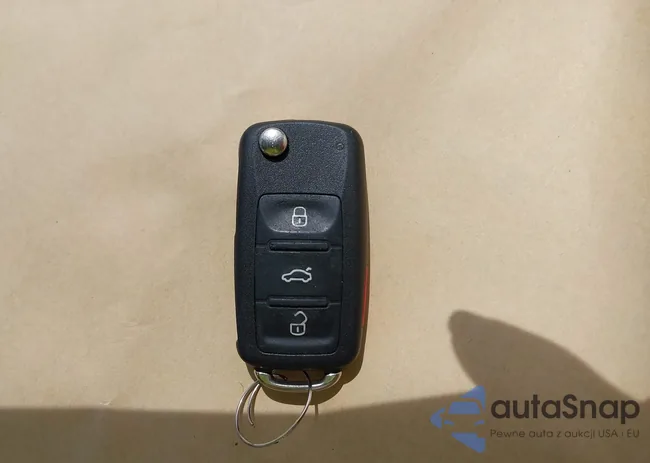 3VWD07AJ3FM239322: 43099058