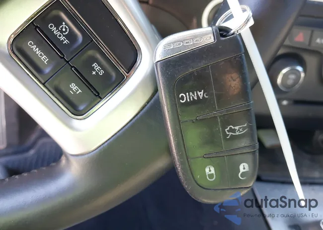 2C3CDXBG2CH153357: 43099073