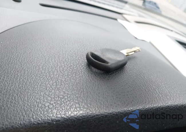 1FTRF045X4KB56035: 43100171