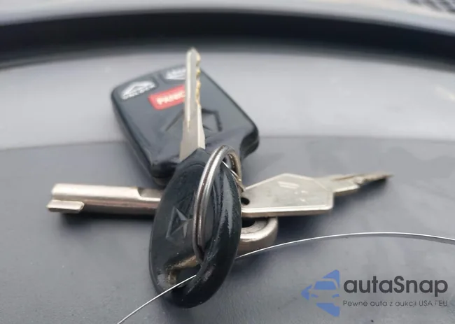 1C4GP64L4WB578049: 43100226