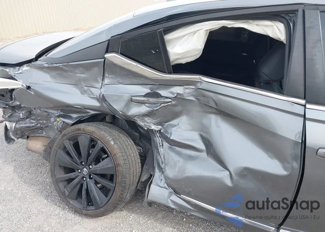 1N4BL4CV7NN352071: 43100308