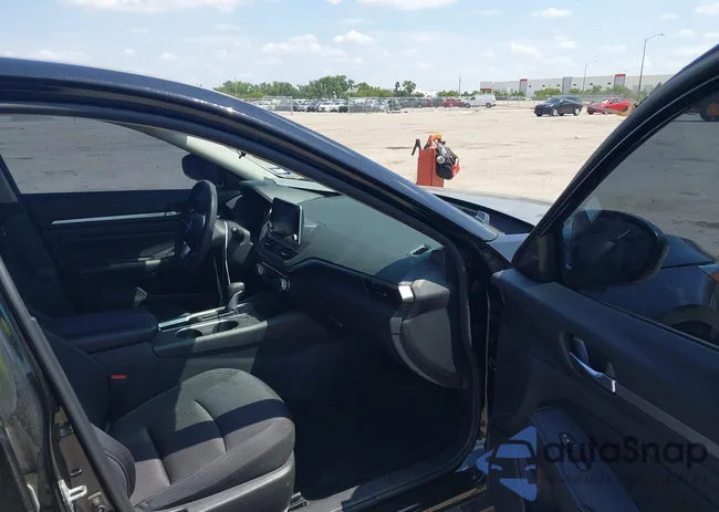 1N4BL4DV9NN383014: 43100327