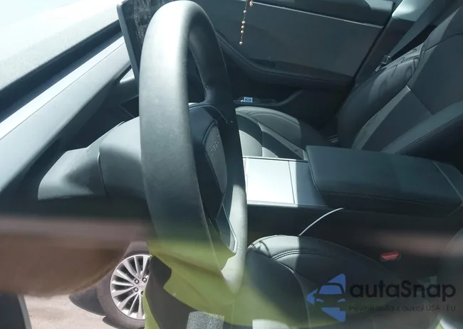 5YJ3E1EA8RF867747: 43100367