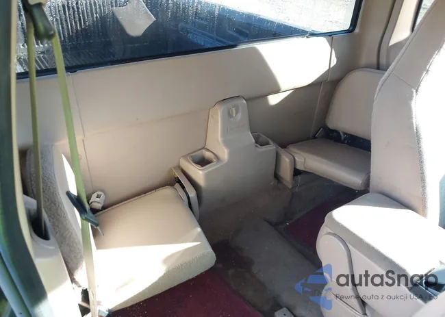 1FTYR44U12PA77211: 43100509