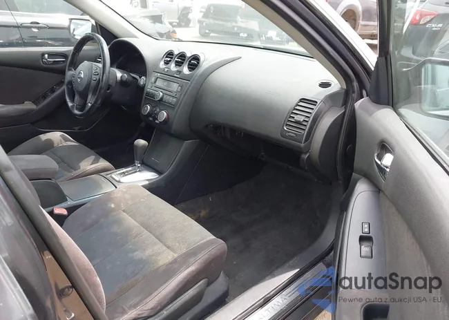 1N4AL2AP9CN552631: 43100647