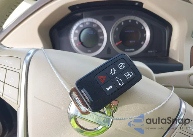 YV1982AS1A1113392: 43100669