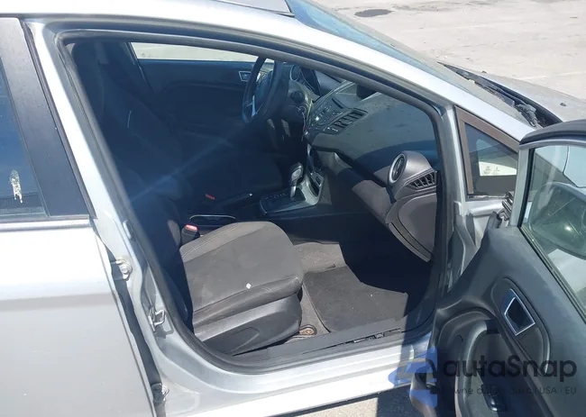 3FADP4BJ4EM217569: 43101237