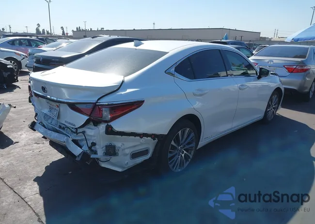 58ADA1C15MU006002: 43101315