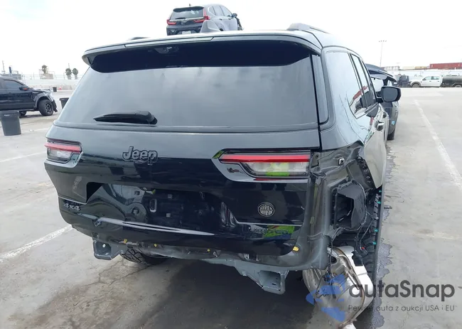 1C4RJJBG3R8552580: 43101377