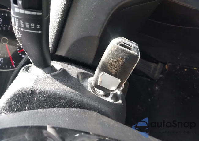 KNDPM3AC4N7956674: 43101544