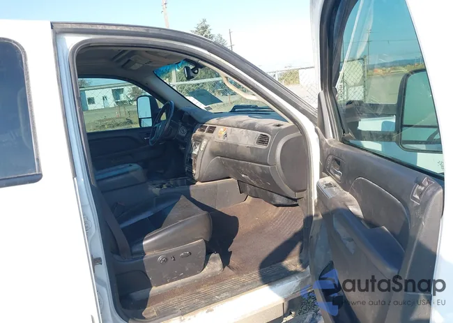 1GC1KYE84DF230977: 43100987