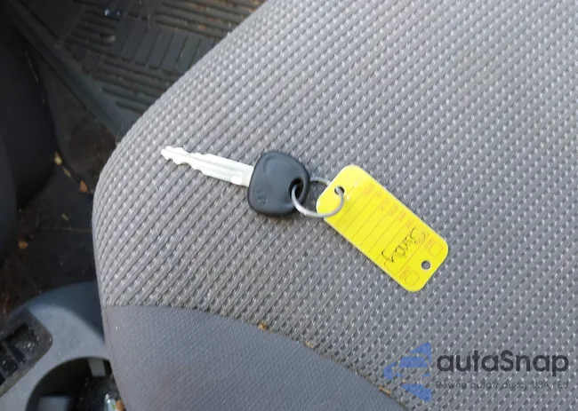 KM8JM12B67U649345: 43102245