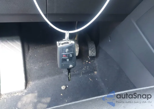 3VV2B7AX7KM051326: 43102335