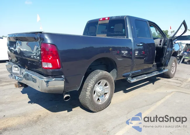 3C6UR5DL3EG313790: 43102397