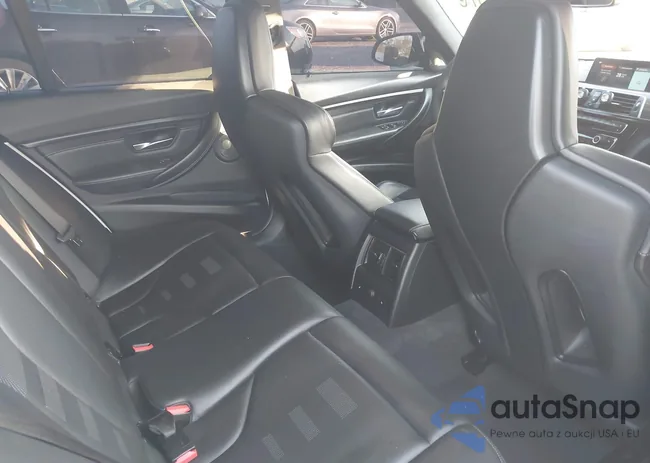 WBS8M9C5XJ5L71702: 43102403