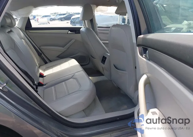 1VWBV7A3XFC092475: 43102461