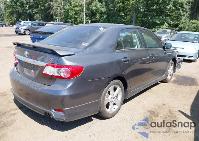 2T1BU4EE3BC674760: 43102470