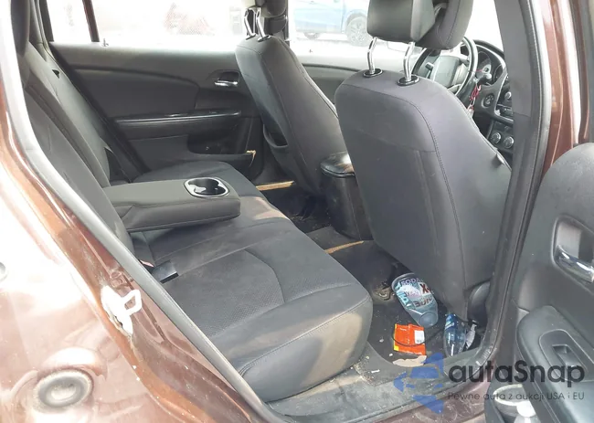 1C3CCBBG9CN241903: 43102500