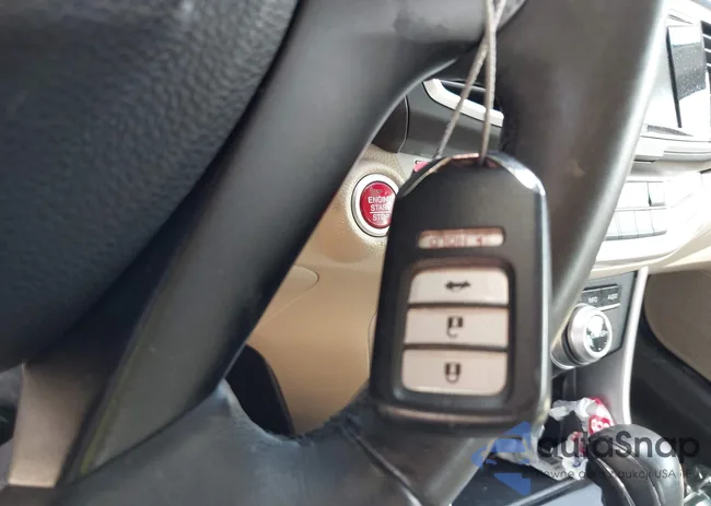 1HGCR2F83FA204856: 43102510