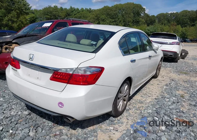 1HGCR2F83FA204856: 43102510