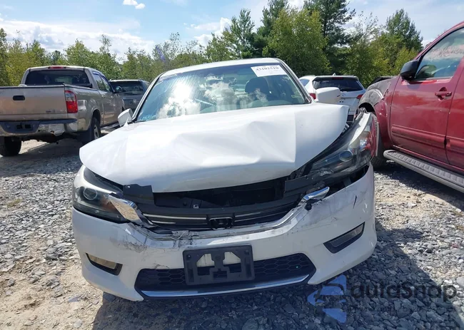 1HGCR2F83FA204856: 43102510