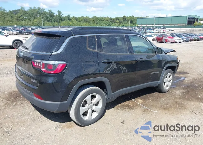 3C4NJDBB7JT435935: 43102529