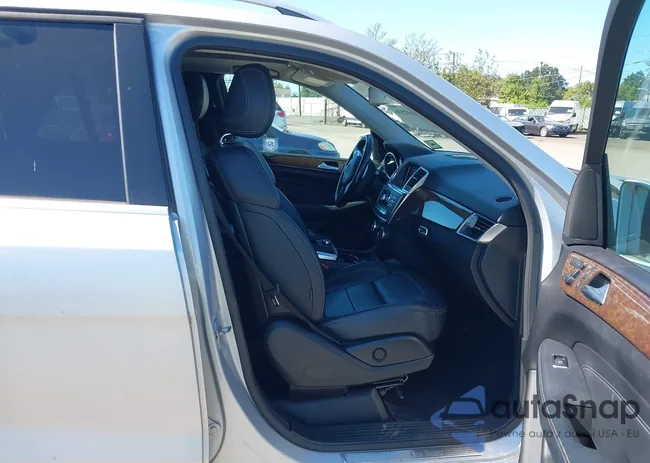 4JGDA5HB0CA001046: 43102536