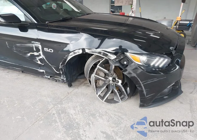 1FA6P8CF0G5215157: 43102660