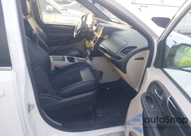 2C4RDGCG9LR173720: 43102706