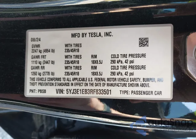 5YJ3E1EB3RF833501: 43101758