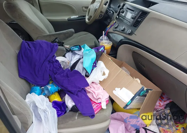 5TDZK3DC1CS229876: 43101778