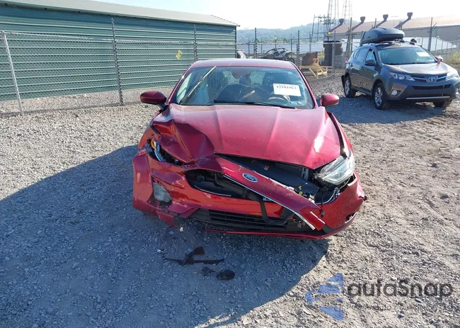 3FA6P0LU7KR102652: 43101963